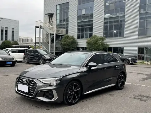 2021 Audi A3 Sportback 35 TFSI Fashion Sport