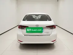 2019 Toyota Corolla 1.2T S-CVT GL-i Luxury, белый — фото 3