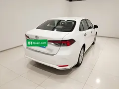 2019 Toyota Corolla 1.2T S-CVT GL-i Luxury, белый — фото 4