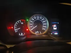 2019 Toyota Corolla 1.2T S-CVT GL-i Luxury, белый — фото 7