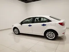 2019 Toyota Corolla 1.2T S-CVT GL-i Luxury, белый — фото 25