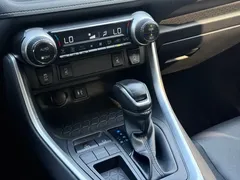 2022 Toyota RAV4 2.0L CVT 2WD Fashion Plus, белый — фото 5