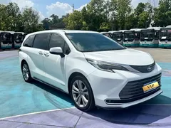 2023 Toyota Sienna 2.5L Hybrid Premium, белый — фото 2
