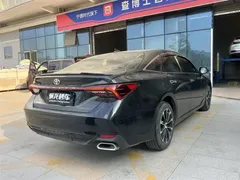 2022 Toyota Avalon 2.5L Luxury, чёрный — фото 9