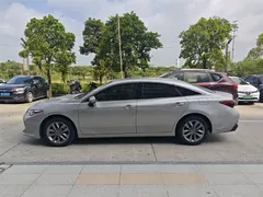 2019 Toyota Avalon 2.5L VI — фото 3