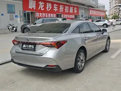 2019 Toyota Avalon 2.5L VI — фото 5