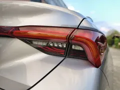 2022 Toyota Avalon 2.0L Luxury — фото 18