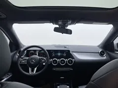 2020 Mercedes-Benz GLA 180, белый — фото 11