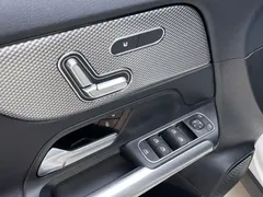 2020 Mercedes-Benz GLA 180, белый — фото 16