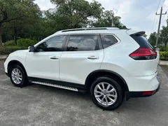 2021 Nissan X-Trail 2.0L CVT 2WD XL ITS Comfort, белый — фото 11