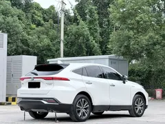 2023 Toyota Harrier Hybrid 2.5L CVT 2WD Luxury, белый — фото 14