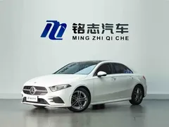 2021 Mercedes-Benz A-Class A 180 L Sport Sedan, синий — фото 2
