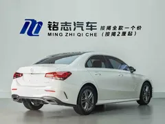 2021 Mercedes-Benz A-Class A 180 L Sport Sedan, синий — фото 6