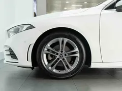 2021 Mercedes-Benz A-Class A 180 L Sport Sedan, синий — фото 9
