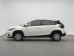 2022 Toyota Yaris L Zhixuan X 1.5L CVT PLUS, белый — фото 2
