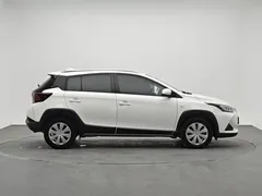 2022 Toyota Yaris L Zhixuan X 1.5L CVT PLUS, белый — фото 3