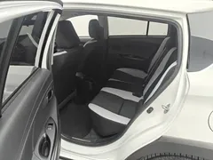 2022 Toyota Yaris L Zhixuan X 1.5L CVT PLUS, белый — фото 6
