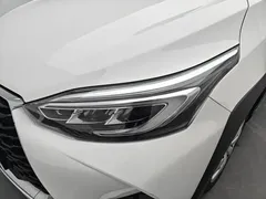 2022 Toyota Yaris L Zhixuan X 1.5L CVT PLUS, белый — фото 14