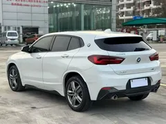 2021 BMW X2 Leading M Off-road Package, белый — фото 9