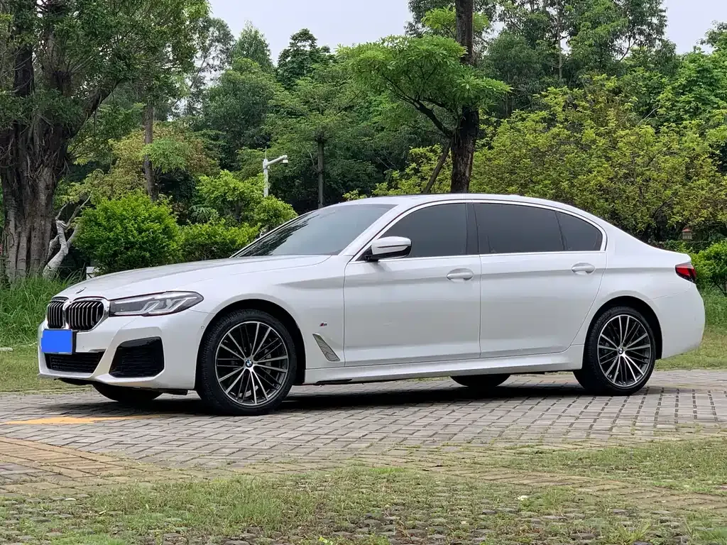 2022 BMW 5 Series 530Li M Sport Package