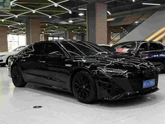 2022 Audi A7L 45 TFSI S-line, чёрный — фото 1