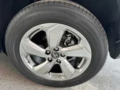 2021 Toyota RAV4 2.0L CVT 2WD Fashion, белый — фото 9