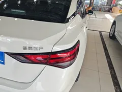 2022 Nissan Sylphy 1.6L XL CVT Enjoy, белый — фото 8