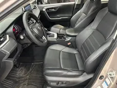 2022 Toyota Wildlander 2.0L CVT 4WD Luxury — фото 8