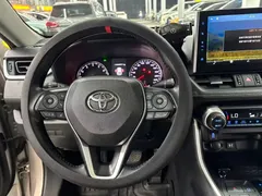 2022 Toyota Wildlander 2.0L CVT 4WD Luxury — фото 13
