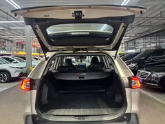 2022 Toyota Wildlander 2.0L CVT 4WD Luxury — фото 15