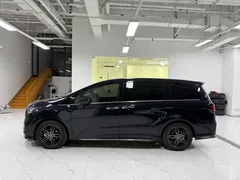 2022 Honda Odyssey 2.0L e:HEV, чёрный — фото 3