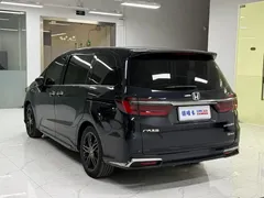 2022 Honda Odyssey 2.0L e:HEV, чёрный — фото 4
