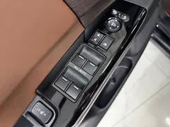 2022 Honda Odyssey 2.0L e:HEV, чёрный — фото 10
