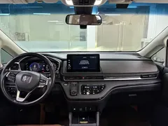 2022 Honda Odyssey 2.0L e:HEV, чёрный — фото 15