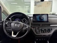 2022 Honda Odyssey 2.0L e:HEV, чёрный — фото 16