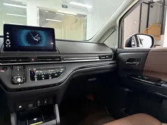 2022 Honda Odyssey 2.0L e:HEV, чёрный — фото 17