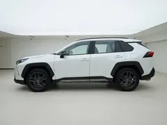 2022 Toyota RAV4 2.0L CVT 4WD Premium, белый — фото 3