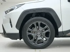 2022 Toyota RAV4 2.0L CVT 4WD Premium, белый — фото 13