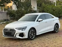 2022 Audi A3L Limousine 35 TFSI Sport, белый — фото 1