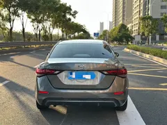 2021 Nissan Sylphy 1.6L XL CVT — фото 8