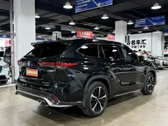 2022 Toyota Crown Kluger 2.5L HEV, чёрный — фото 9