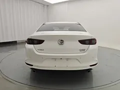 2021 Mazda 3 2.0L AT, белый — фото 9