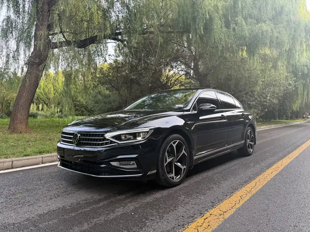2023 Volkswagen Magotan 330TSI DCT Luxury