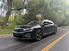 2023 Volkswagen Magotan 330TSI DCT Luxury, чёрный — фото 1