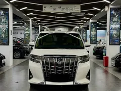 2021 Toyota Alphard Hybrid 2.5L Luxury, белый — фото 2