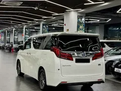 2021 Toyota Alphard Hybrid 2.5L Luxury, белый — фото 11