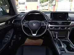 2018 Honda Accord 260TURBO Elite — фото 12