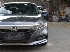 2018 Honda Accord 260TURBO Elite — фото 23