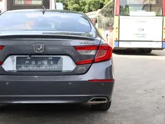 2018 Honda Accord 260TURBO Elite — фото 25