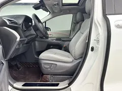 2021 Toyota Sienna 2.5L Hybrid Comfort, белый — фото 11